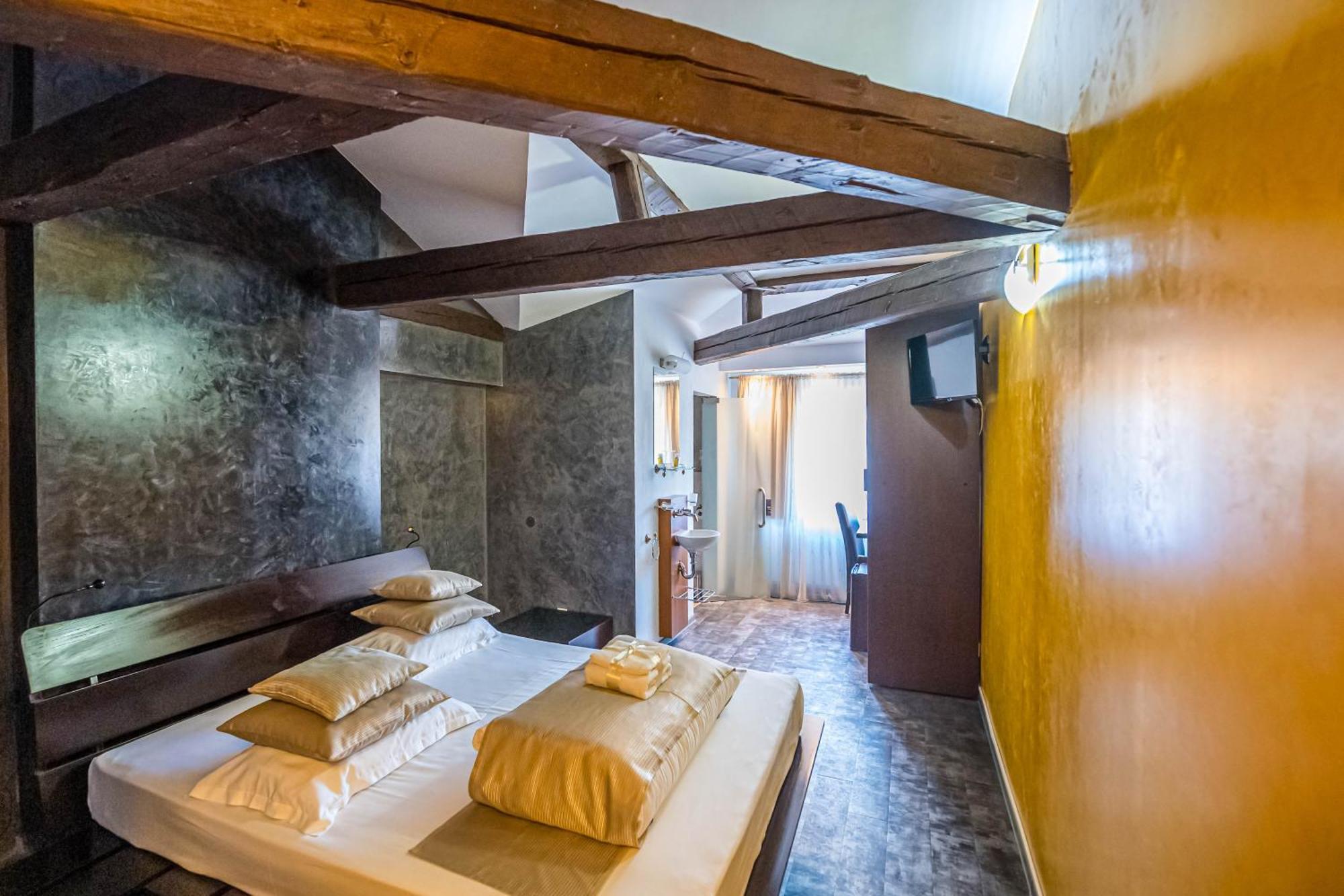 Do Stil Boutique 3* Timişoara